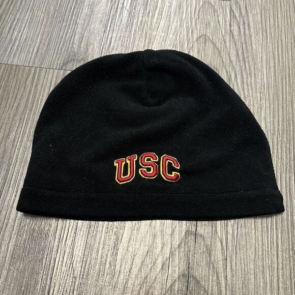 NCAA USC Trojans Vintage Top Of The World Non Cuffed Beanie Winter Hat Black - Picture 1 of 7